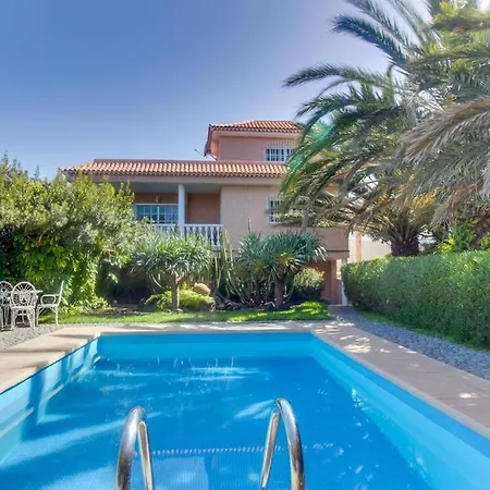 Villa Morera *